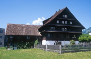 house-b7u3