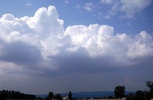 clouds-fm9q