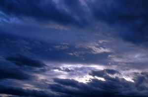 clouds-dark-958p