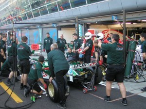 f1 racing monza 18