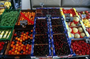 fruit-stand-z3y8