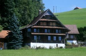 farm-house-6tg1