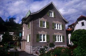 house-garden-fc46