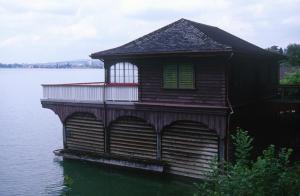 lake-house-g4ai